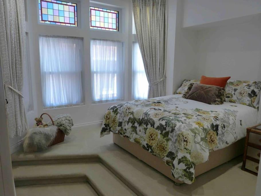 Апартаменты Amazing Sea Views And Much More…. Бродстейрс Экстерьер фото