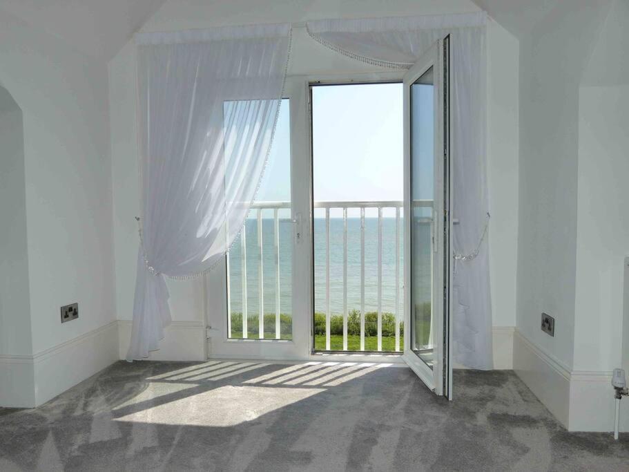 Апартаменты Amazing Sea Views And Much More…. Бродстейрс Экстерьер фото